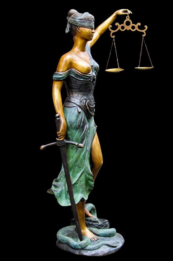 Lady Justice
(Courtesy of Pixabay)