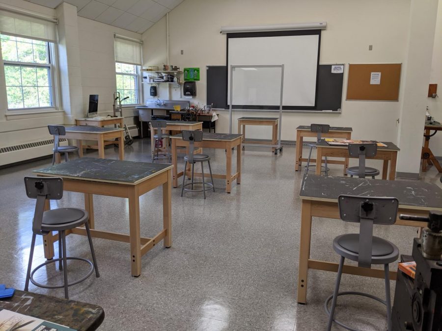An empty art class in the Willcox Hall. With number of students allowed in classrooms are limited, it has become challenging to get involved in art studios.
