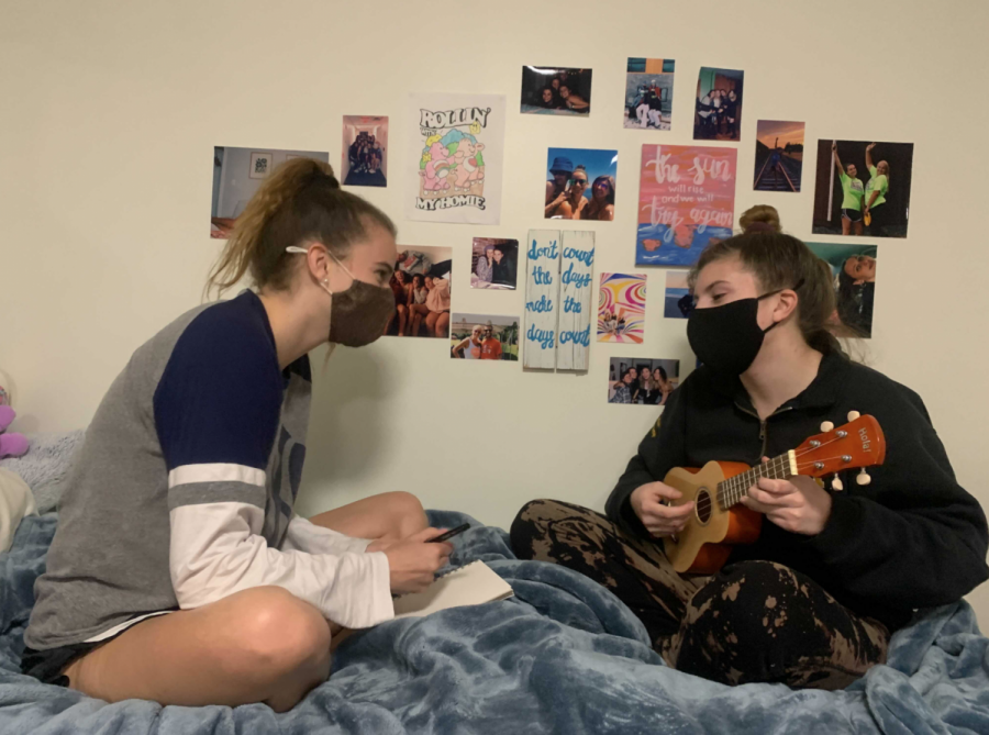 Roommates Sara Banasiak (left) and Kylie Karsay.