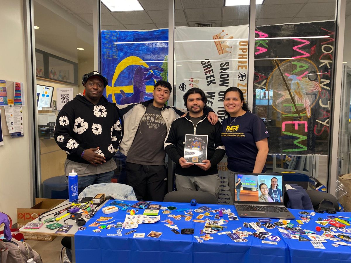 The Cybersecurity Club E-Board tabled outside the Center for Student Engagement. (Ronit Kapoor)